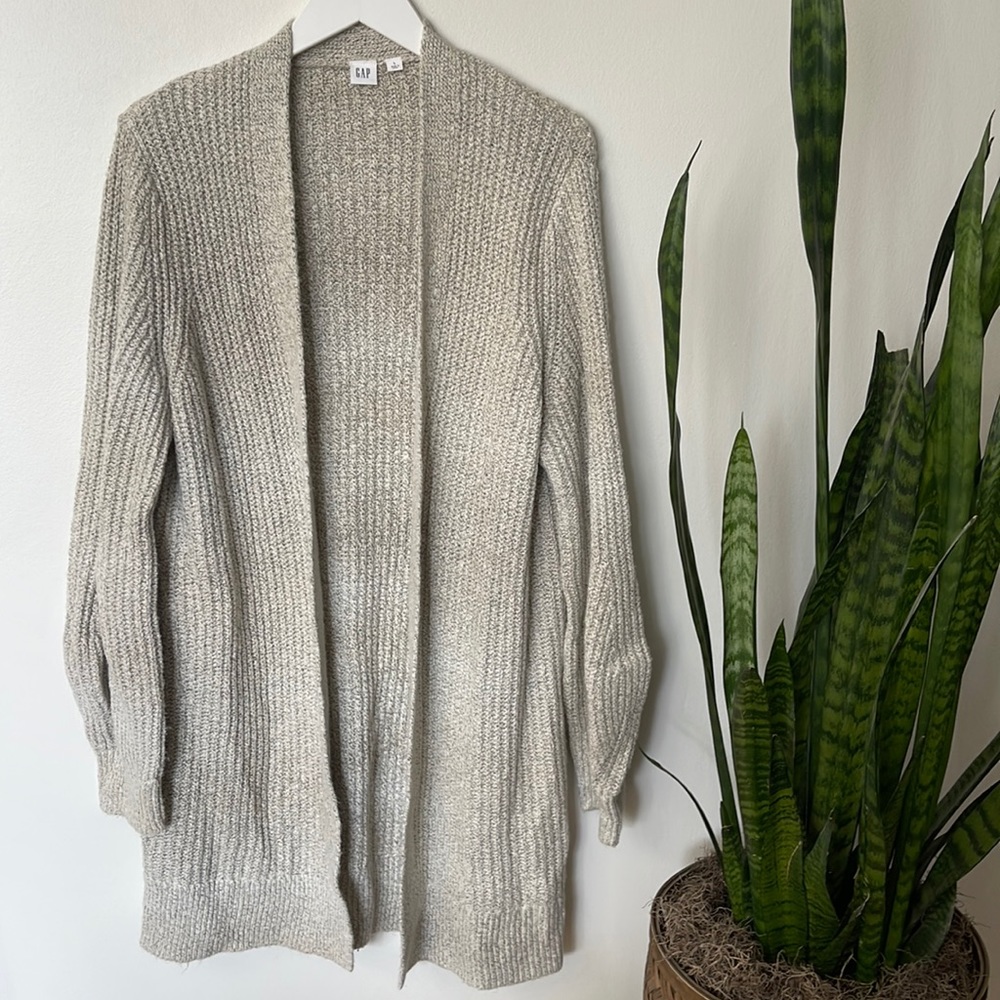 Like new Gap cardigan